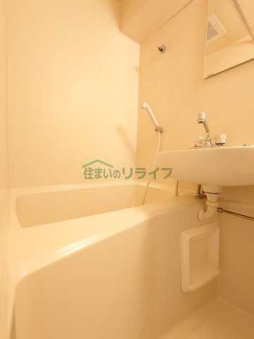 バス・シャワールーム　別室参考画像です