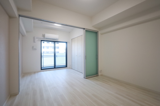 居室・リビング　※別部屋の写真です