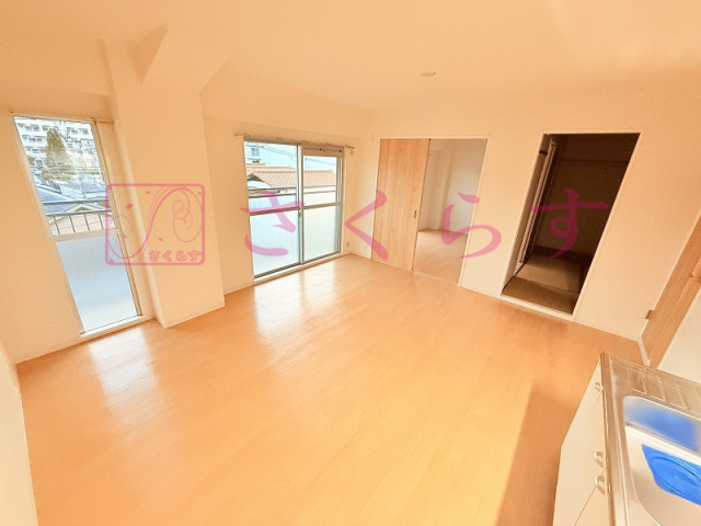 居室・リビング　リビング