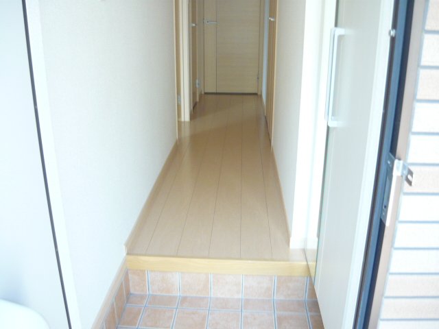 玄関　シンプルで使いやすい玄関です