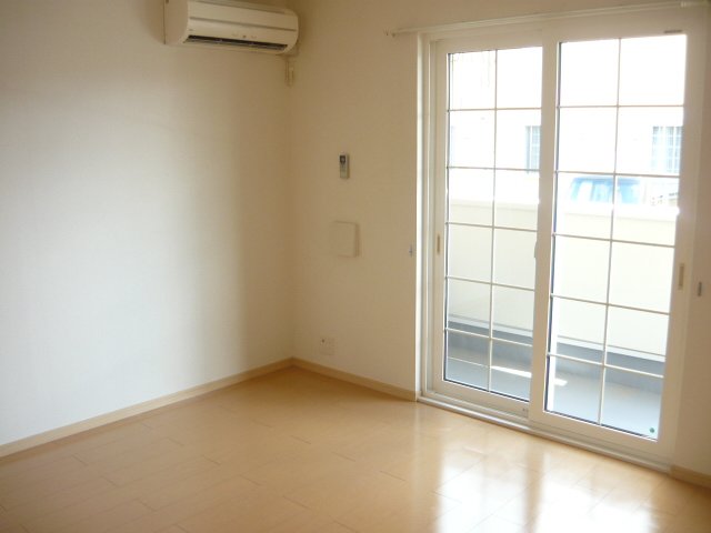 居室・リビング　ゆったりとした居間です