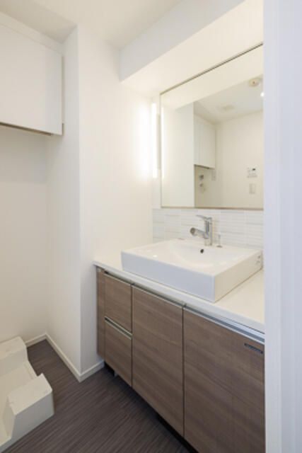 洗面設備　脱衣スペースもあります