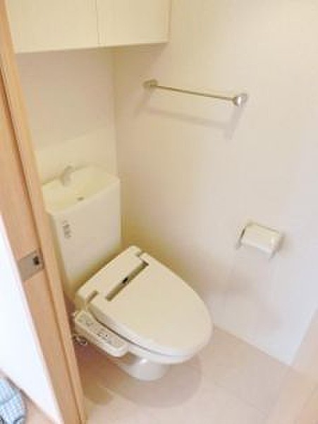 トイレ　別部屋参考写真