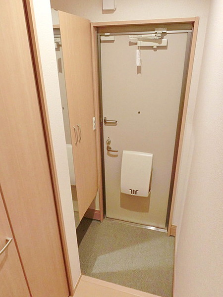 玄関　別部屋参考写真