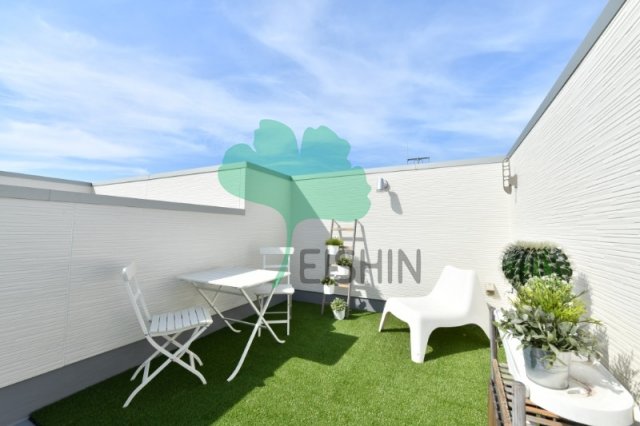 バルコニー　日当たりの良いバルコニーです！