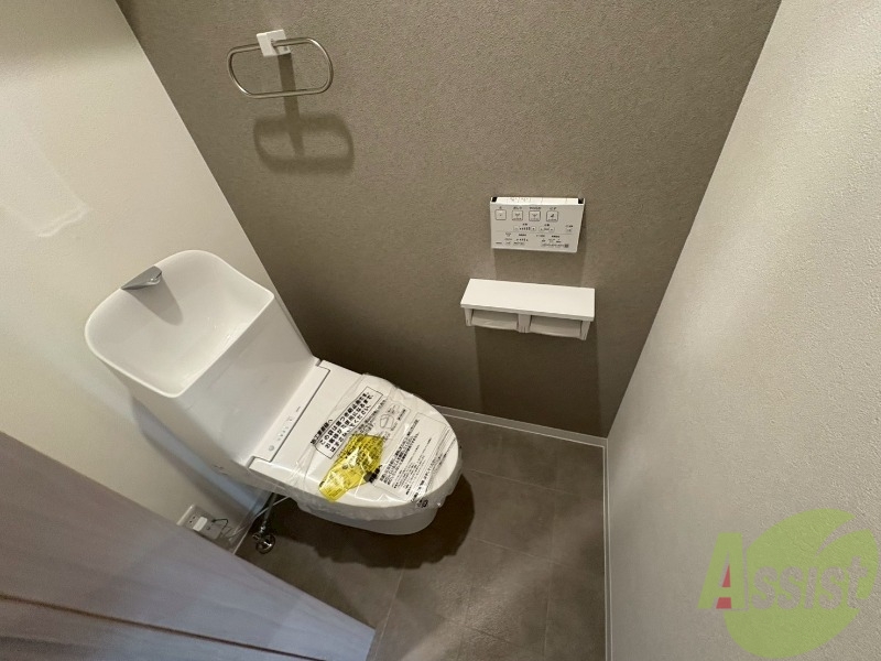 トイレ　トイレはウォシュレット機能付きになります。