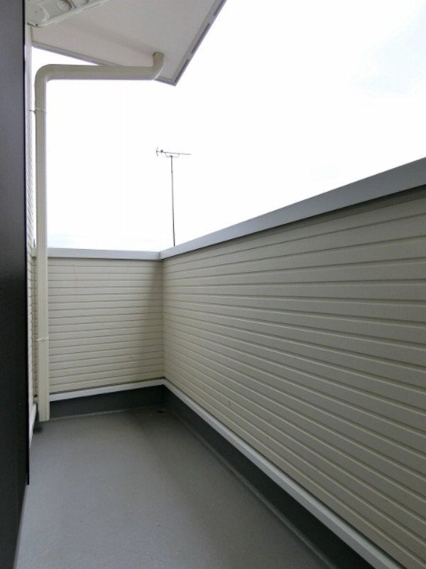 バルコニー　図面と現状に相違がある場合には現状を優先