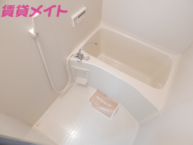 バス・シャワールーム　別部屋参照。現状優先となります。