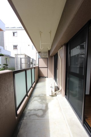 バルコニー　参考写真です。現況優先。