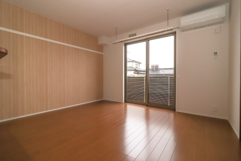 居室・リビング　図面と現状に相違がある場合には現状を優先