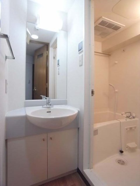 洗面設備　弊社は都内全域の物件をご紹介可能です！