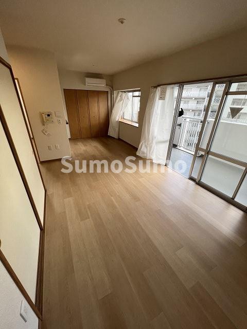 居室・リビング　ゆったり過ごせる居間です