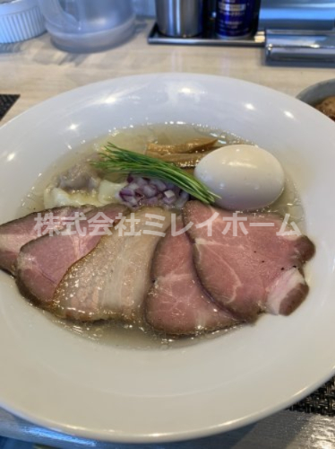 飲食店　琥珀（飲食店）まで286m