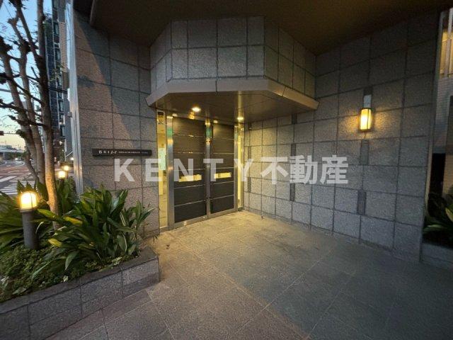 エントランス　清潔なエントランスです