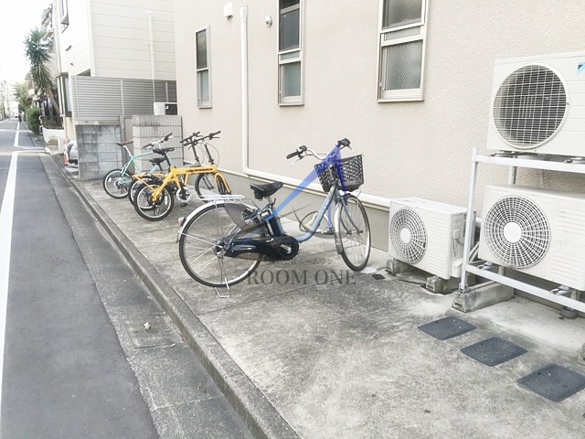 その他共有部分　駐輪スペースです。
