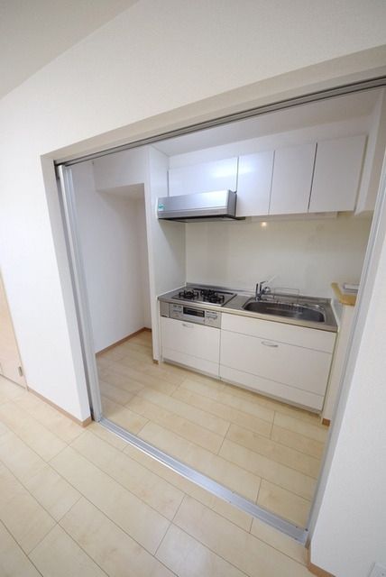 キッチン　★キッチンスペース・3口ガスシステムキッチン★