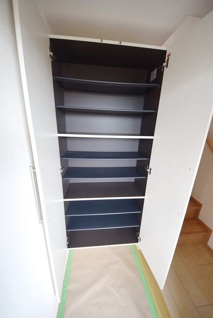 玄関　★玄関にはシューズBOX★