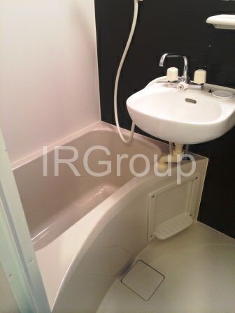 バス・シャワールーム　一日の疲れを癒して下さい