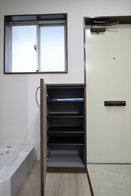 その他共有部分　靴がたくさん収納できます。