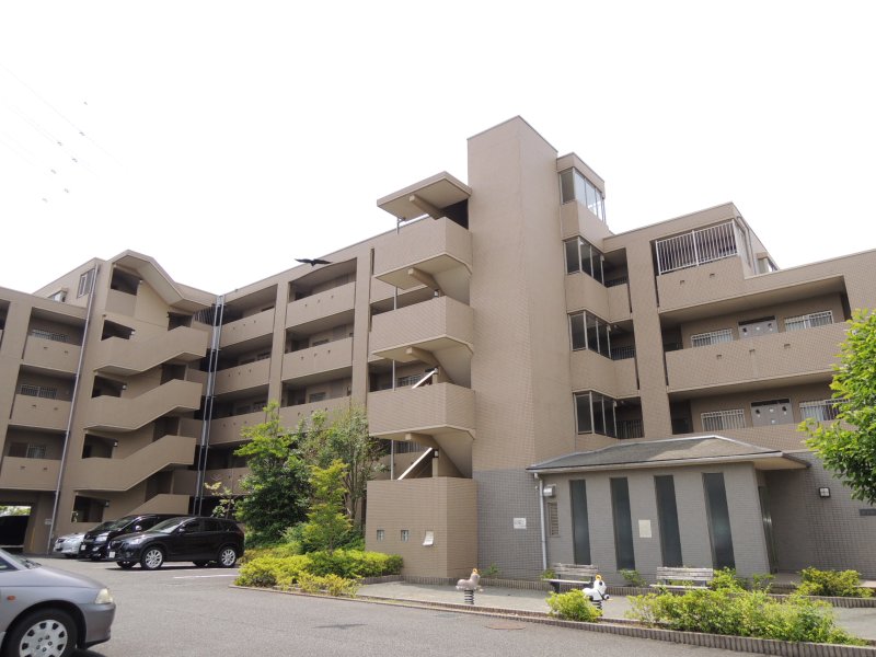 建物外観　プラザサニーサイド　外観