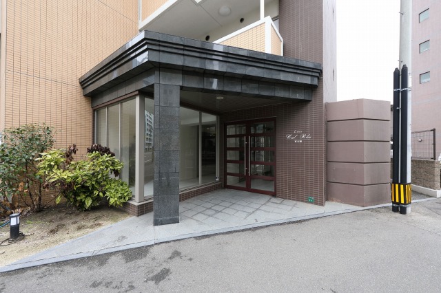 エントランス　エントランス