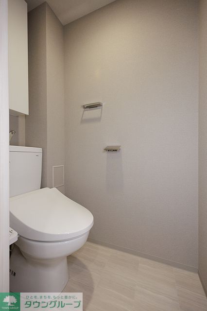 トイレ　※写真は同タイプ住戸です。