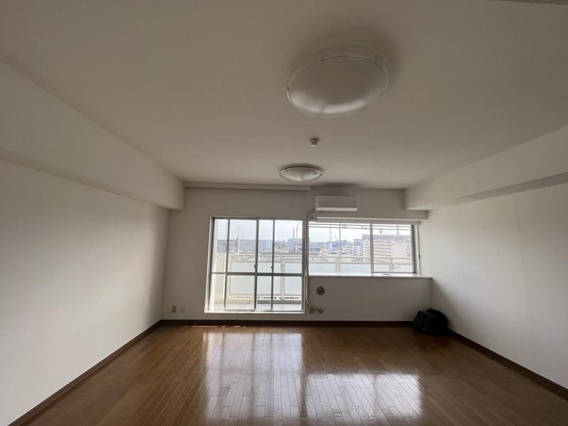 居室・リビング　ゆったりとした居間です