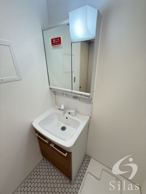 洗面設備　同仕様