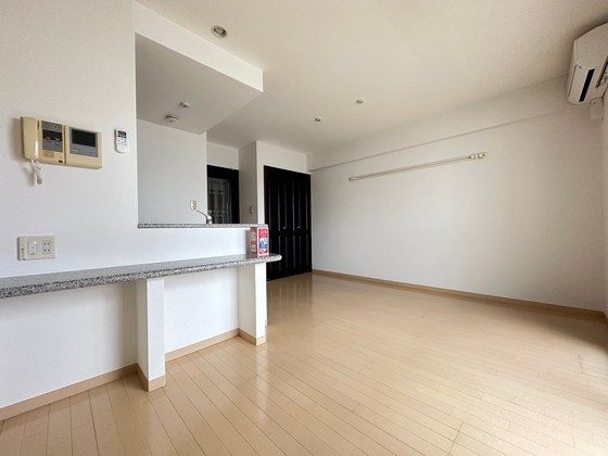 居室・リビング　※別部屋の写真です