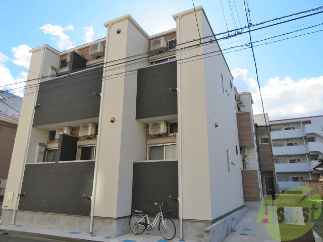 建物外観　「イースト・スクエア」宮城野区東仙台２丁目。