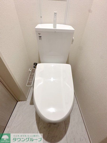 トイレ　同施工会社イメージ写真になります