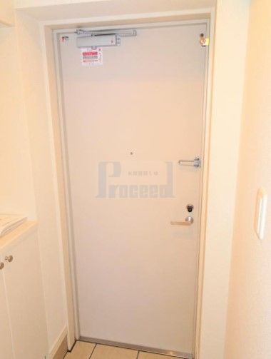 玄関　※別部屋参考写真※現況優先です