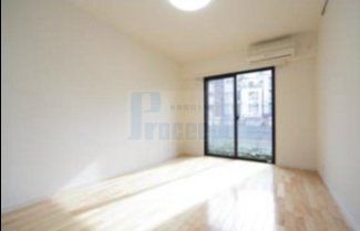 居室・リビング　※別部屋参考写真※現況優先です