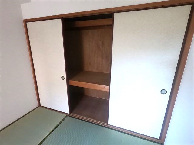 収納　和室押入れ