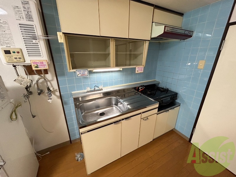 キッチン　キッチンです。一人暮らしなら十分な大きさですね。