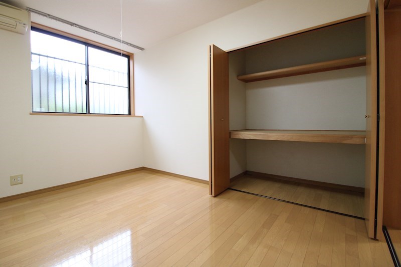 収納　※別部屋参考写真