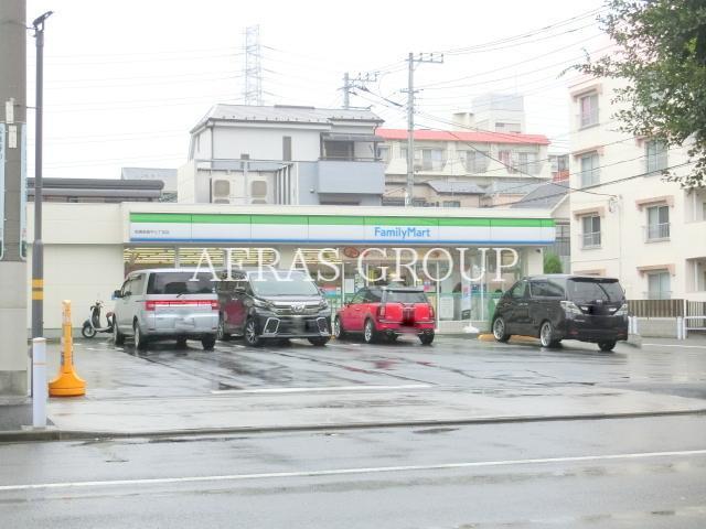 コンビニ　ファミリーマート 板橋高島平七丁目店（コンビニ）まで456m