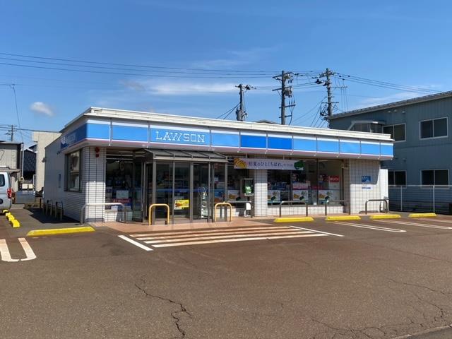 コンビニ　ローソン上越石橋1丁目店（コンビニ）まで222m
