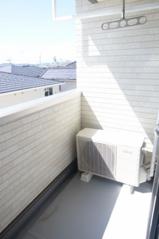 バルコニー　図面と現状に相違がある場合には現状を優先