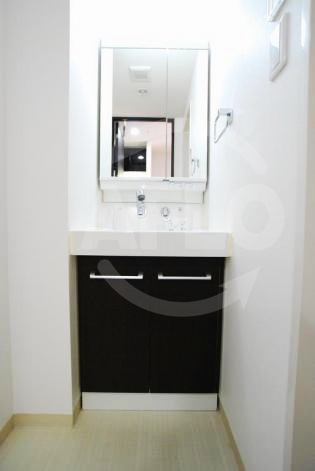 洗面設備　エスライズ難波EAST　独立洗面台