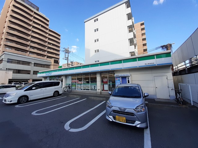 コンビニ　ファミリーマート 岡山東島田店（コンビニ）まで228m