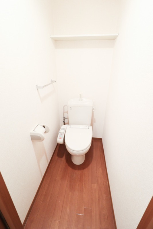 トイレ　図面と現状に相違がある場合には現状を優先