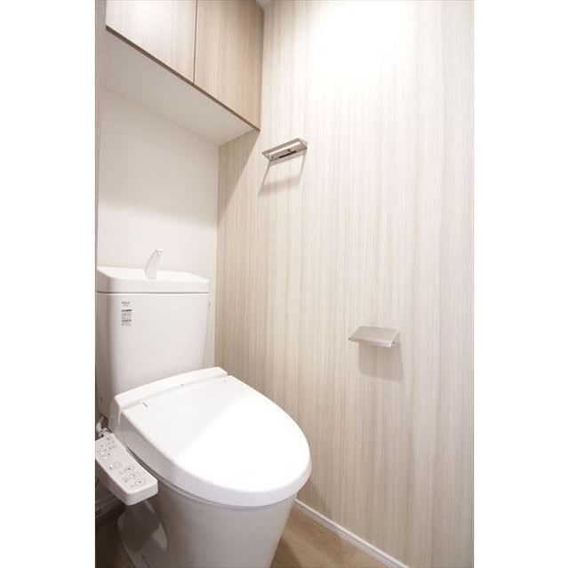 トイレ　同タイプ部屋　参考写真です