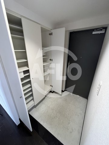 収納　エル・セレーノ上本町レジデンス　シューズボックス