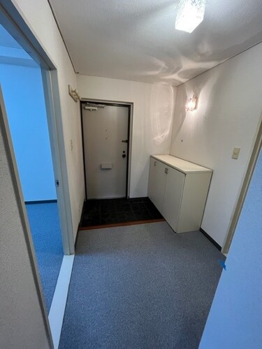 玄関　玄関　※前回募集時2022年12月の写真