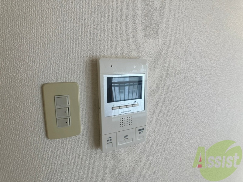 セキュリティ　インターホンで来客確認ができます。安心ですね。