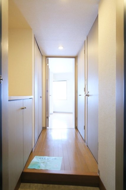 玄関　明るい玄関です