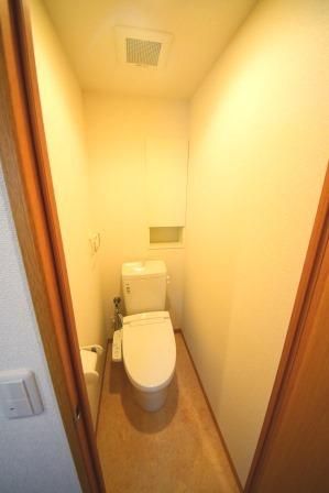 トイレ　★インターネット光回線利用無料★オートロックエントランス★