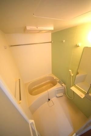 バス・シャワールーム　★インターネット光回線利用無料★オートロックエントランス★