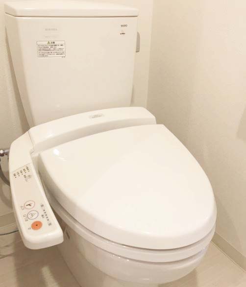 トイレ　★温水洗浄便座★